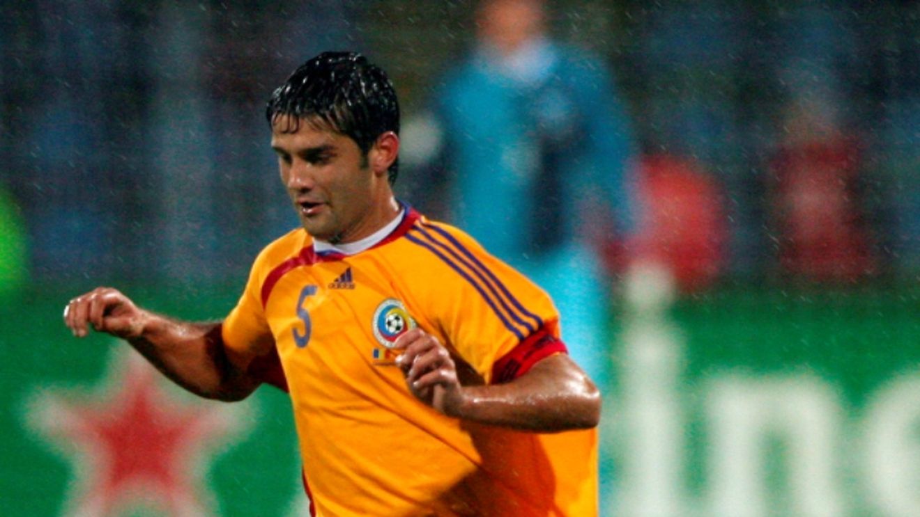 Chivu: "Ce pot să le fac eu debutanților, apărători speciale?"