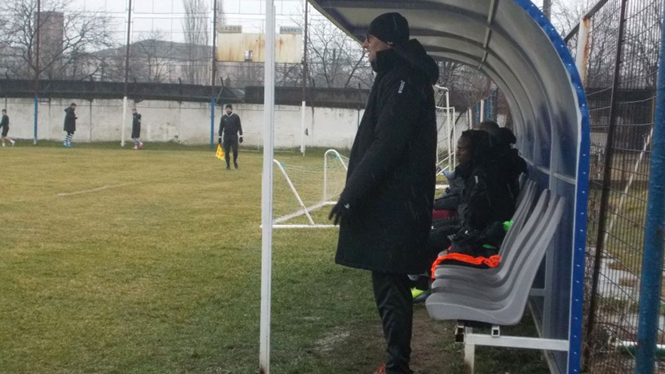 Leo Grozavu recunoaște că e nemulțumit de tot ce a găsit la ACS Poli. "Toată lumea ne cântă prohodul. Să nu credeți că a venit Mesia". Ce spune de jocul cu Craiova