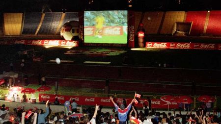 Fanii Craiovei vor urmări partida cu Steaua pe un ecran gigant!