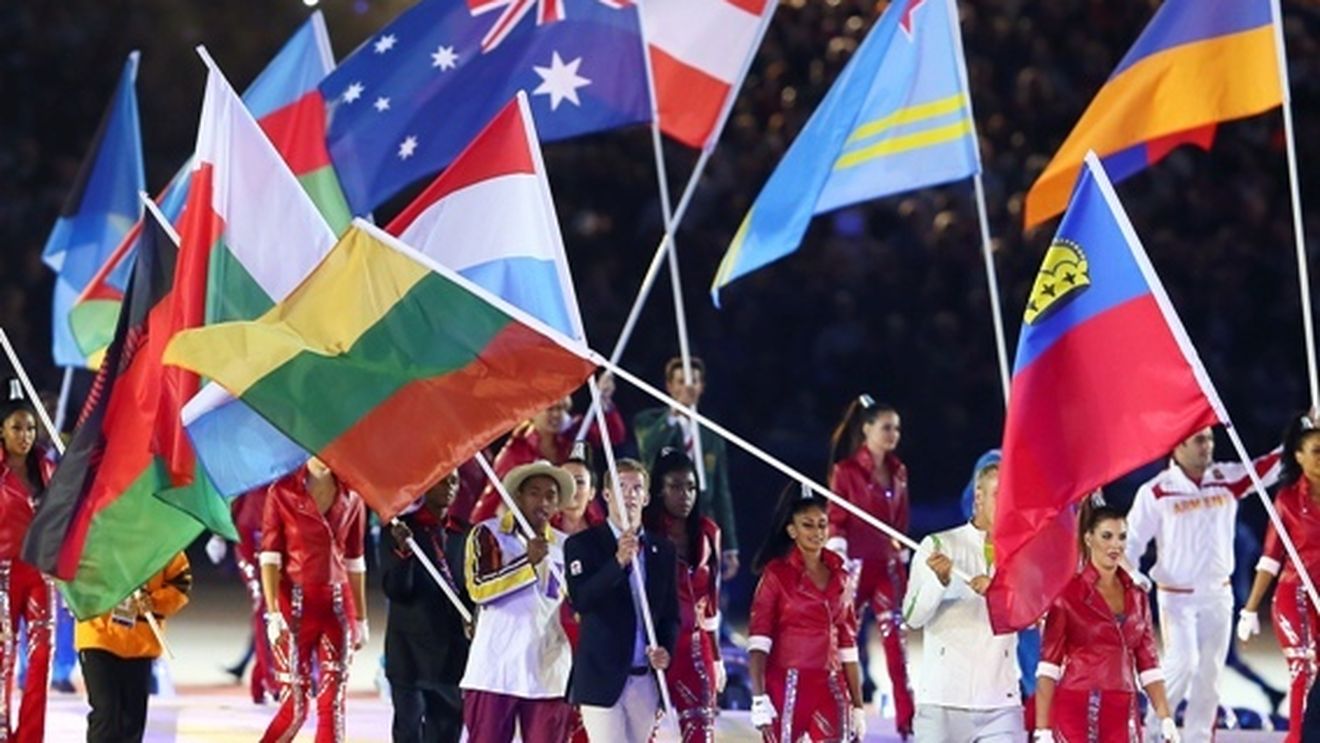 S-a tras cortina peste a 30-a ediție a Jocurilor Olimpice:** festivitatea de închidere a Olimpiadei