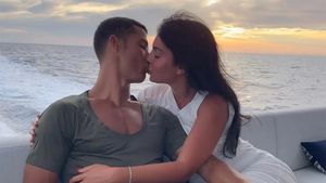 Ce glumă a făcut sora lui Cristiano Ronaldo după ce mii de oameni au luat cu asalt biserica unde se presupunea că se însoară cu Georgina Rodriguez, dar au nimerit la nunta altui cuplu
