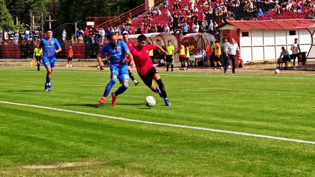 ACSM Reșița a învins Steaua și și-a revenit după eșecul rușinos din runda trecută. Dorinel Munteanu, surprinzător de darnic cu laudele: ”Felicitările trebuie să le primească echipa, a înțeles mesajele mele”