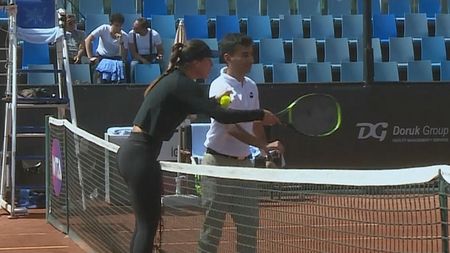 Ce amendă riscă Sorana Cîrstea după scenele halucinante de la Istanbul. VIDEO | Momentul în care arbitrul a înlemnit: "Ești nebun? Ești orb?"