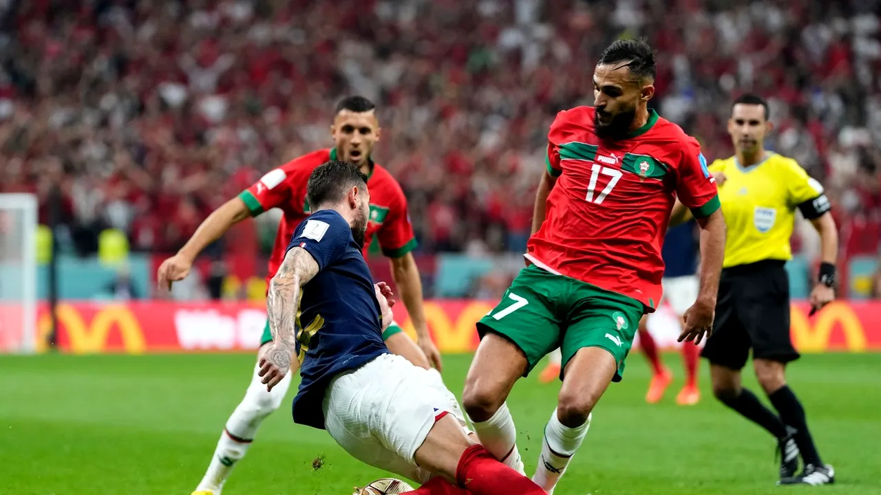 Fază controversată în Franța - Maroc! Eroarea uriașă a arbitrului delegat la semifinala Campionatului Mondial din Qatar. „Bizar! E penalty clar!”