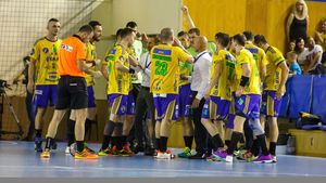 Potaissa Turda, în pole-position pentru a câștiga medalia de bronz, după ce a deschis cu o victorie seria cu CSM București în finala mică. Clasament final în zona locurilor 5-12. CSM Oradea renunță la locul în prima ligă