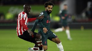 „Am crezut că am rămas orb pe viață”. Reacția milionarului atacat de o femeie, care i-a aruncat acid pe față