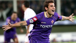 "Dublă" senzațională pentru Adrian Mutu în Fiorentina - Lazio 3-2!** VEZI AICI VIDEO!