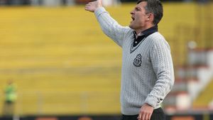 "Când învingem, fie e blat, fie e mâna arbitrilor! Și azi a fost blat.."