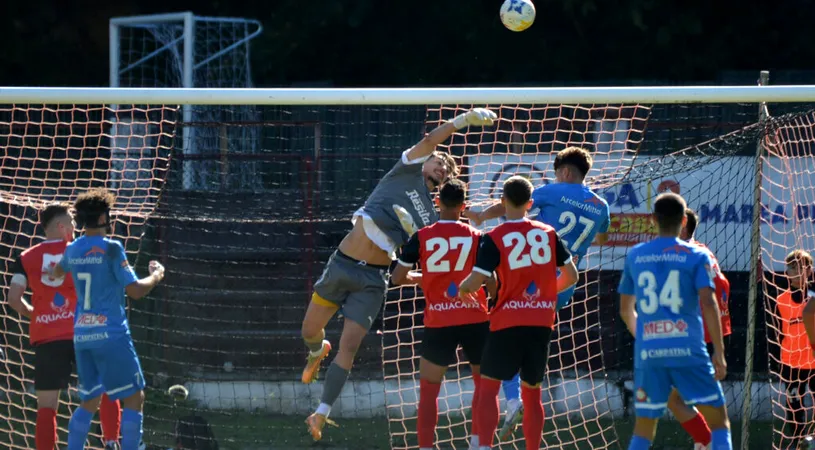 Corvinul, al doilea eșec la rând și fără gol marcat. Florin Maxim, după înfrângerea cu ACSM Reșița, ca după cea cu Metalul Buzău: ”Nu a fost azi ziua noastră”