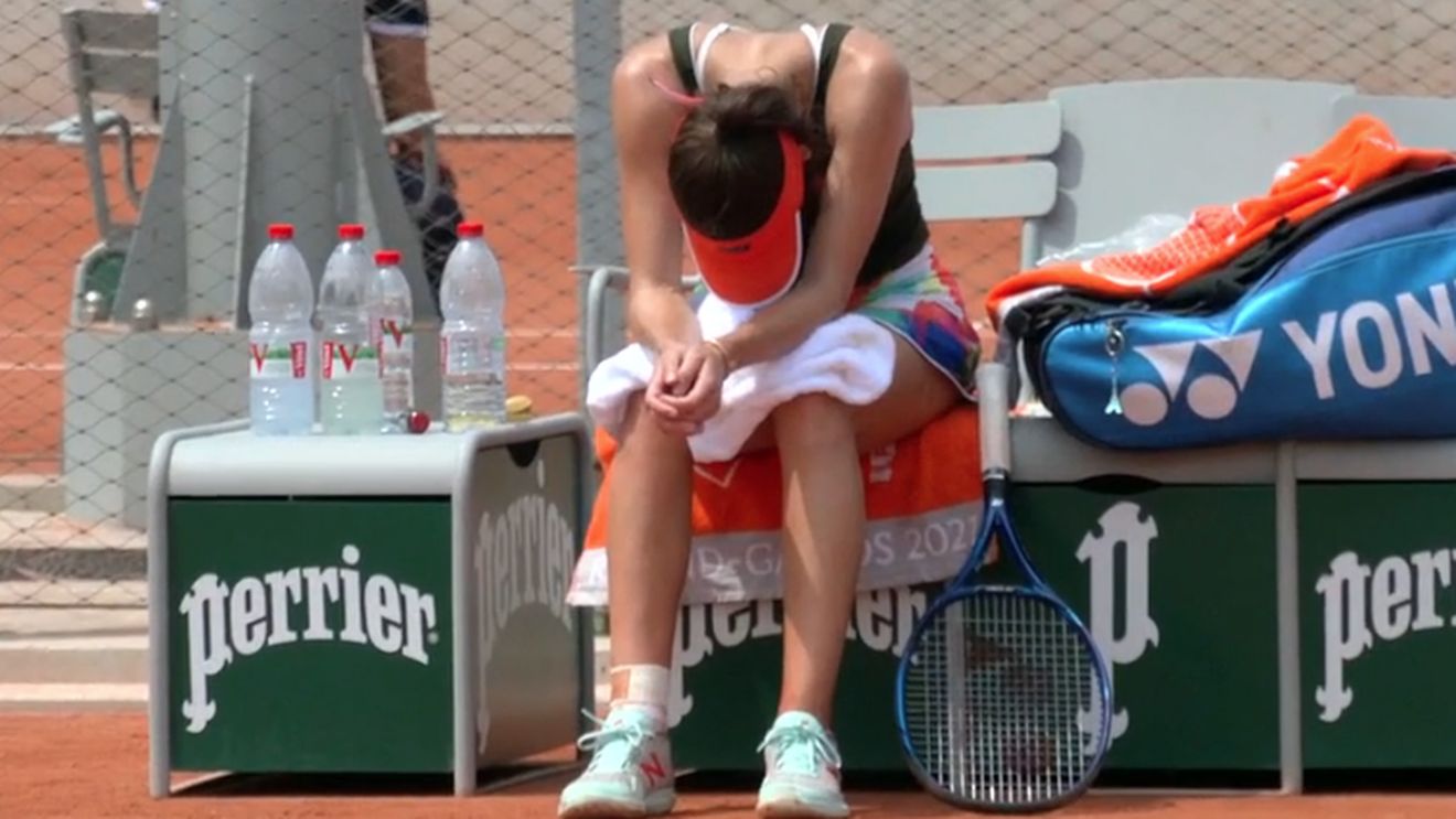 Sorana Cîrstea, lacrimile victoriei la Roland Garros! „Sori" a oferit o imagine emoționantă după ce a trecut de Martina Trevisan în turul secund | FOTO