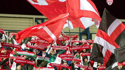 Banner special afișat de fanii lui Sepsi la meciul cu Craiova. FOTO cu mesajul dedicat „Zilei Maghiarilor de Pretutindeni”