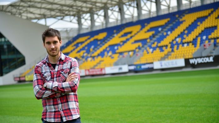 Interviu cu elevul lui Contra care a fost coleg cu Bojan și Busquets: "România este foarte bine văzută în Spania!"