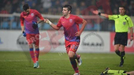 Copiii fac lucruri trăsnite** Viitorul - Steaua 0-4! Elevii lui Reghe s-au distrat cu puștii lui Hagi, Gardoș-gol din 'foarfecă'