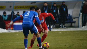 EXCLUSIV | Becali a pus ochii pe un alt fundaș central, dar impresarul are alte planuri: "Sunt interesate echipe din străinătate"