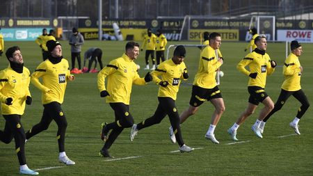 Starul cu origini românești de la Borussia Dortmund, aplaudat de lumea întreagă! Petrece sărbătorile într-un mod cu totul atipic pentru un fotbalist