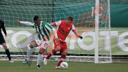 "Câinii", fără victorie în amicale!** Dinamo - Karpaty Lvov 0-2! Eric, decisiv pentru ucraineni