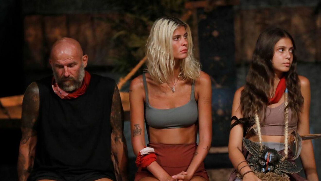 Ce relație a fost, de fapt, între Cătălin Zmărăndescu și Elena Chiriac la Survivor! Atacată de fostul bodyguard al lui Gigi Becali, Laura Giurcanu a făcut dezvăluiri din culisele emisiunii: „Ea a zis că îi lua energia”