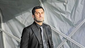 Niculescu își învinge fosta echipă:** Damila Măciuca - "U" Cluj 2-0