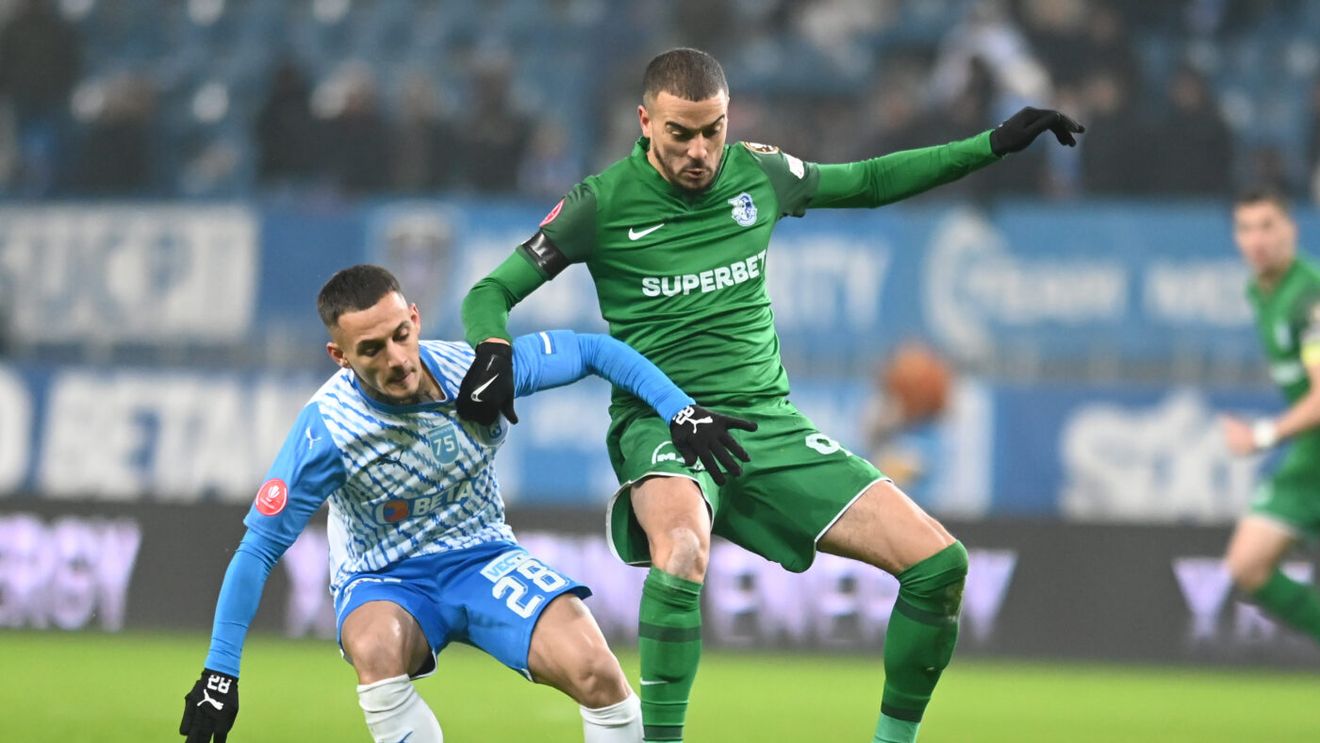 Ilie Dumitrescu și Gabi Balint dau verdictul clar în cea mai controversată fază a meciului Universitatea Craiova - Farul Constanța 1-2! Ce decizie trebuia să ia Radu Petrescu: „Așa se vede pe reluări!”