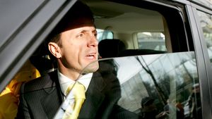 "Cazul 'Valiza' dăunează grav fotbalului românesc"