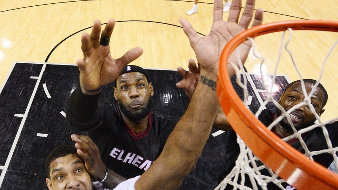 O victorie pentru câștigarea sezonului. Spurs, victorie în derby-ul Texasului