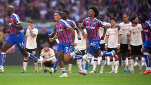 Șoc în Supercupa Angliei! Crystal Palace a câștigat la loviturile de departajare meciul cu Liverpool