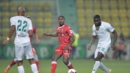 OFICIAL: Un titular e OUT de la Dinamo: "Mult succes în carieră!" 