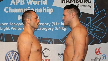 Un meci pentru istoria boxului românesc. Nistor se bate la Hamburg pentru centura mondială APB la supergrea
