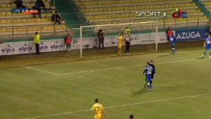 VIDEO: Cea mai PENIBILĂ‚ fază a etapei! Unul dintre jucătorii în care steliștii își puneau mari speranțe s-a făcut de tot râsul.** Unde s-a dus mingea șutată din 2 m:)