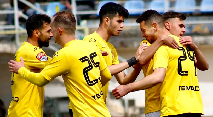 FC Brașov nu a avut milă de Astra! Echipa lui Călin Moldovan a marcat la foc automat în ultimul joc din play-out. ”Nu ne urcăm acum pe pereți că am bătut Astra”
