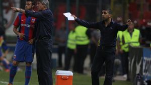 Becali: "Bergodi era așa mare antrenor,** că îi făcea Mache transferurile!"