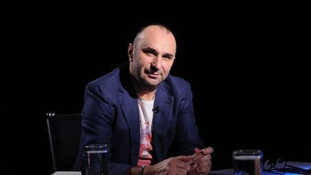 „Eram fericiți și nu știam”. Suntem nefericiți și știm