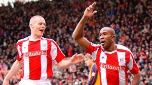 VIDEO **"Dubla" lui Fuller o scoate pe Arsenal din Cupa Angliei!