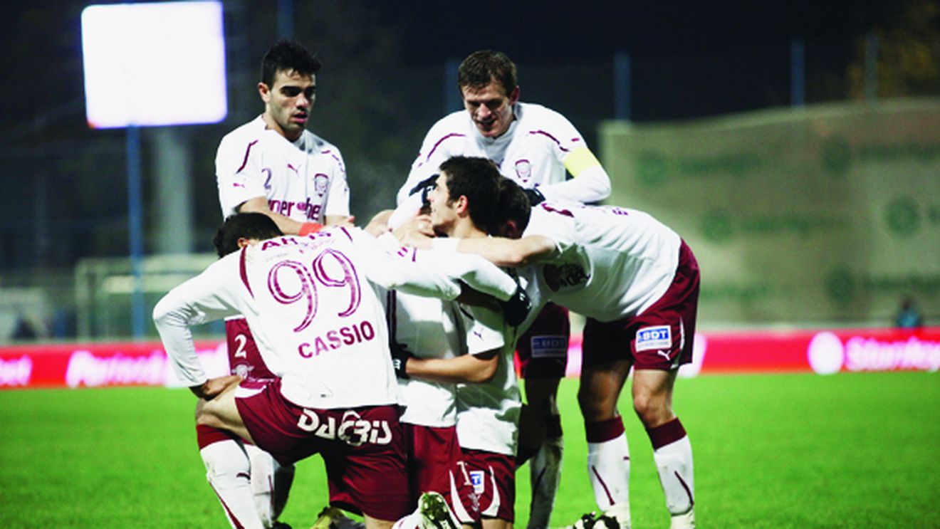 Rapidiștii fac bani din amicale