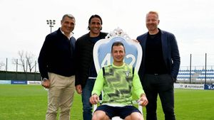 Ștefan Radu, interviu emoționant pentru ProSport. Trăirile legendei lui Lazio înainte de retragere. „Dormeam câte două ore, mă trezeam, plângeam”. Ce spune despre rolul familiei, gândul spre Dinamo și România, prietenia care-l leagă, încă din copilărie, de Vlad Iacob | EXCLUSIV