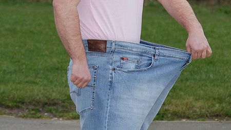 Era atât de gras încât s-a blocat într-un tobogan! Ce decizie radicală a luat acest tată: