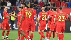 FCSB e gata să vândă câțiva fotbaliști sau să dea afară, dacă nu se califică în grupele Conference League! Verdictul tranșant al președintelui Meme Stoica: „Prea mulți”