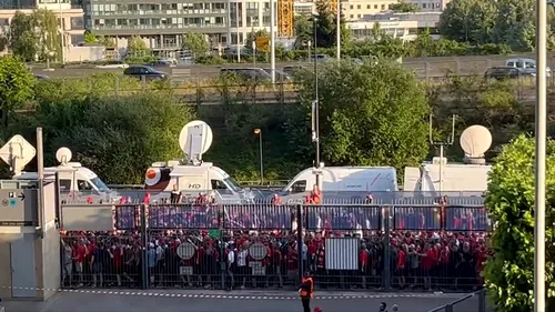 Reacții dure după incidentele dinaintea finalei Ligii Campionilor dintre Liverpool și Real Madrid: „Carnagiu absolut!”. Imagini incredibile de la porțile de acces ale stadionului din Paris | VIDEO