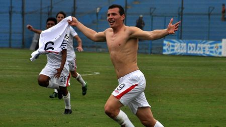 EXCLUSIV - Înlocuitor pentru Eric: Un argentinian în Liga I. Maximiliano Giusti vine la Pandurii. VIDEO