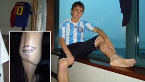 FOTO EXCLUSIV - "Messi" de România și-a tatuat autograful lui Maradona. Garcia vorbește despre întâlnirea cu starul BarÃ§ei 