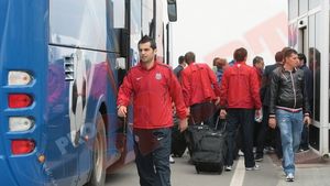 Steliștii au plecat spre Timișoara!** 8 absenți din lotul lui Cîrțu, doi jucători recuperați pe ultima sută de metri