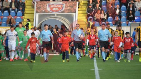 FC Botoșani vrea să scoată la vânzare pachete pentru meciurile cu Steaua, Rapid și CFR Cluj: "Suntem la limita bugetului"