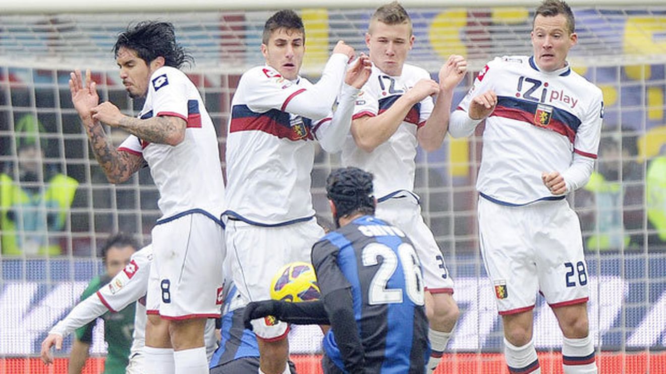 Cristi Chivu l-a făcut pe Stramaccioni să spună după numai o repriză:** "Vom avea un an 2013 fantastic!" Schimbarea ce aduce panică la CFR, dar îl bucură pe Pițurcă