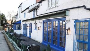 S-a închis restaurantul celebrului milionar din fotbal. Avea datorii de aproape 700.000 de euro