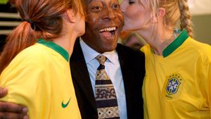 Brazilia n-are șanse la CM! Vezi finala preconizată de Pele