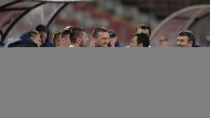 Încă o echipă din Liga 1 e aproape să scape de problemele financiare. Anunțul făcut de președintele clubului: "Este vorba despre o firmă din străinătate! Până la finalizarea negocierilor..."