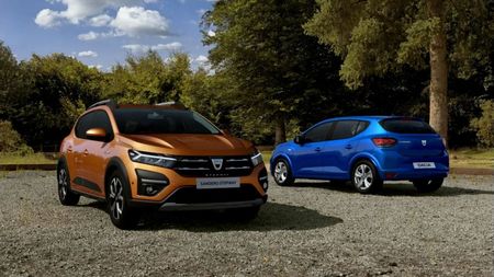 Anunț pentru milioane de șoferi români, care își cumpără mașini Dacia! UE a decis că e obligatoriu