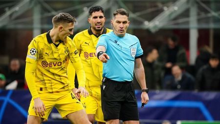 Istvan Kovacs, atacat dur după o decizie luată în duelul AC Milan - Borussia Dortmund din Champions League: „Niciodată în viața lui!”. Un campion mondial, scandalizat. VIDEO