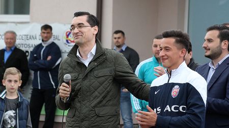 Fotbalist de la FC Botoșani remarcat de președintele FRF. "L-am încurajat să joace încă doi ani în România și apoi să plece într-un campionat puternic"