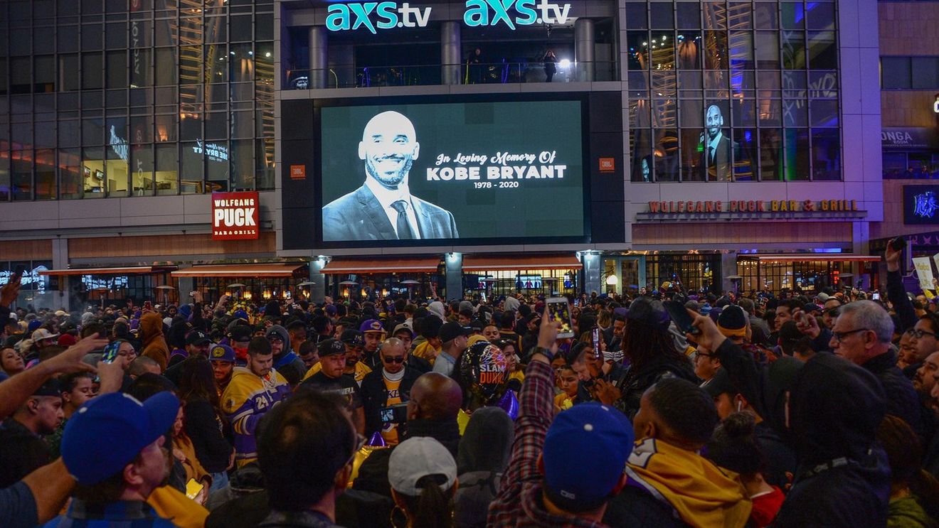 Cine sunt celelalte victime din elicopterul în care și-a pierdut viața Kobe Bryant! O întreagă familie a pierit în accidentul aviatic | FOTO